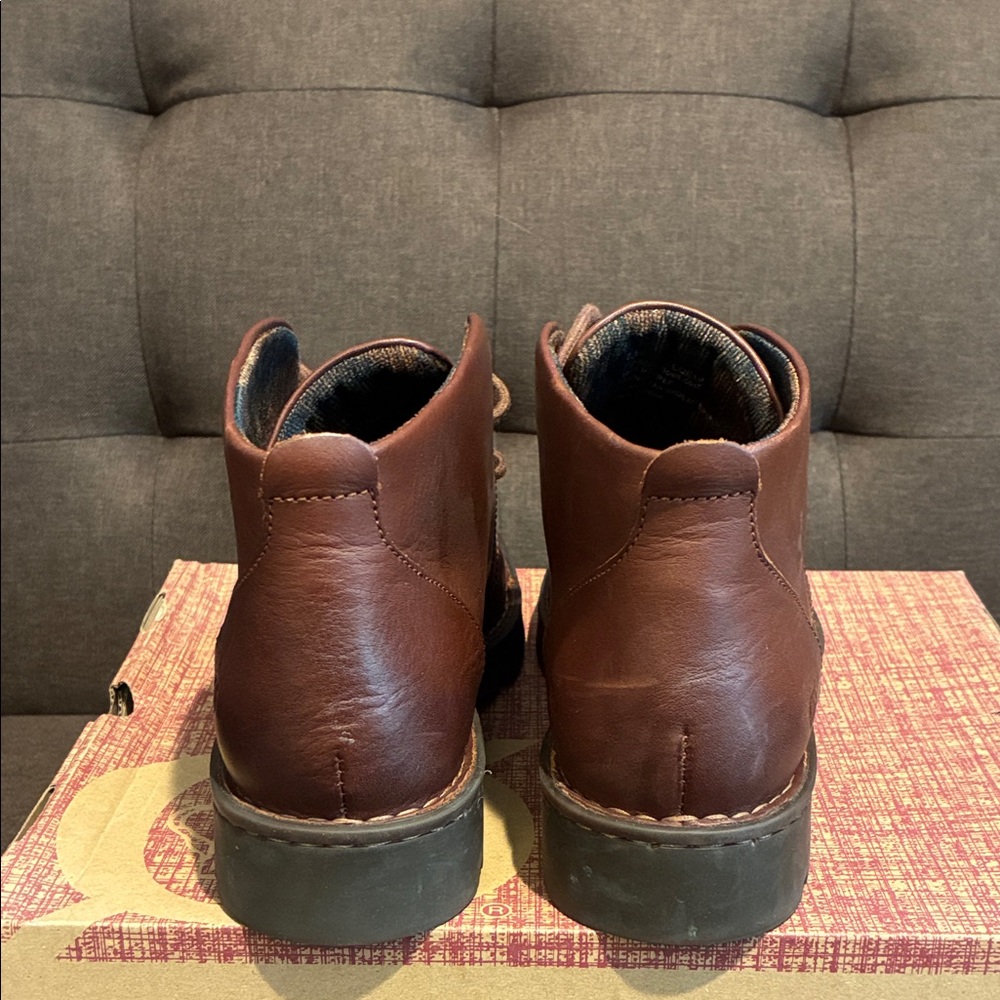 Born Women's Dark Brown Leather Chukka Boots - Picture 4 of 7